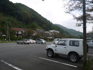 俵山温泉の駐車場